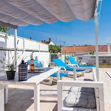 Apartment Gridolina *